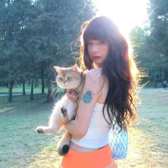 Meet your Posher, Kyla - Picture 1 of 1